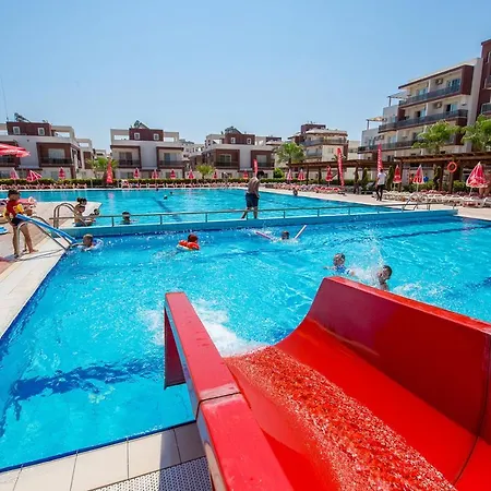 Apartment в комплексе Royal Life