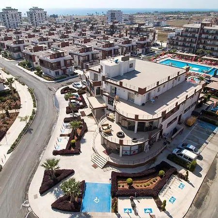 в комплексе Royal Life * Trikomo