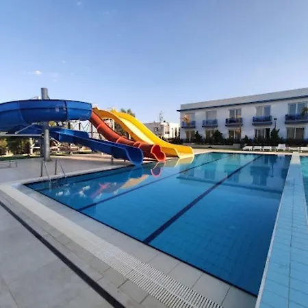 в комплексе Royal Life Apartment Trikomo